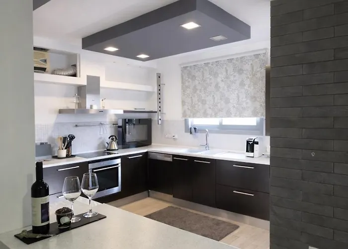 Blue Tulip - Strovolos *