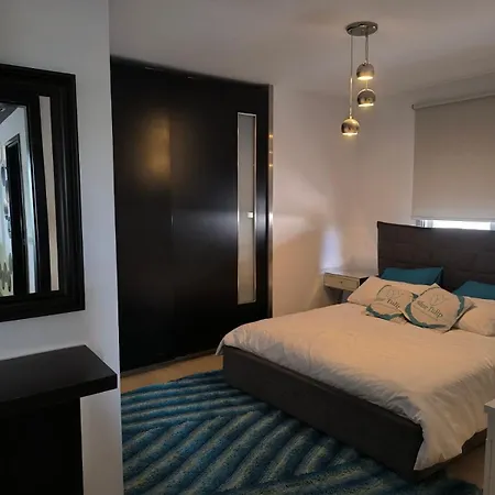 Blue Tulip - Strovolos Apartmán Lakatamia