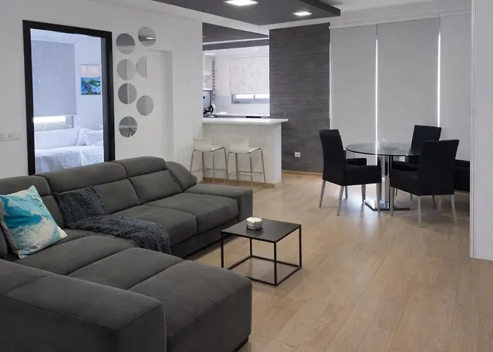 Blue Tulip - Strovolos Lakatamia